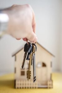 How to Lower Foreclosure Risk From a High Mortgage Payment: A Refi Guy Action Plan